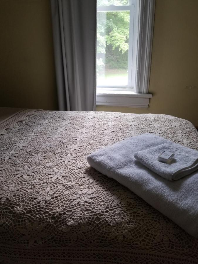 Ethel Maud Place Hotel Severn Екстериор снимка